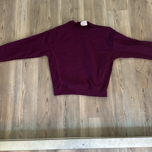 Champion women’s small crewneck purple VINTAGE - Picture 1 of 11